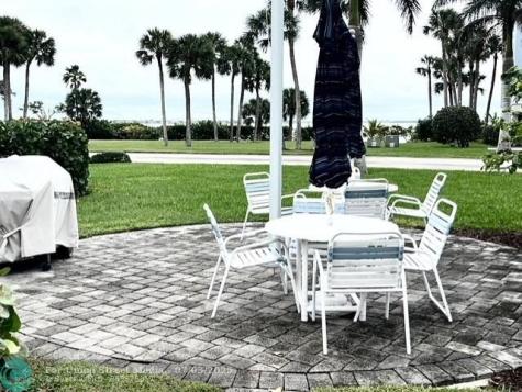 40 NE Plantation Road Stuart FL 34996