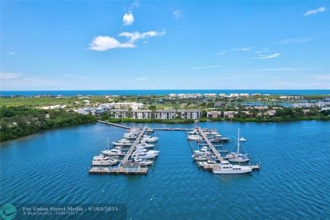 40 NE Plantation Road Stuart FL 34996
