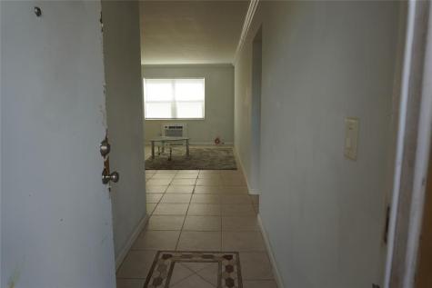 1050 E Sample Road Pompano Beach FL 33064