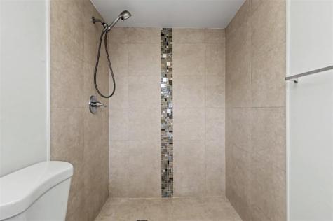 6821-6825 NW 11th Place Plantation FL 33313