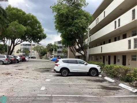 1710 NE 191st Street Unit 113-3 Miami FL 33179