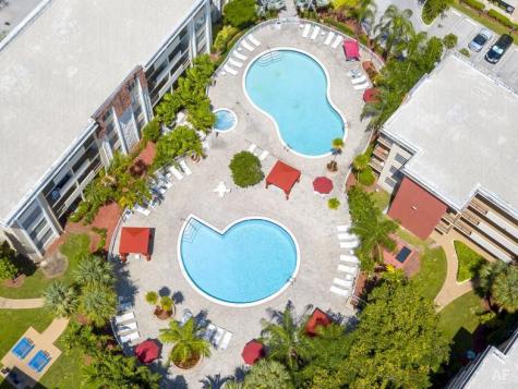 9357 SW 77 Avenue Miami FL 33156