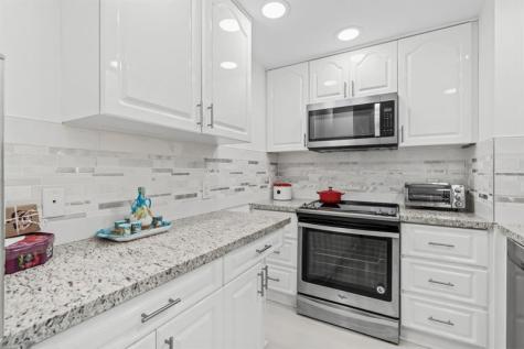 5600 N Flagler Drive West Palm Beach FL 33407