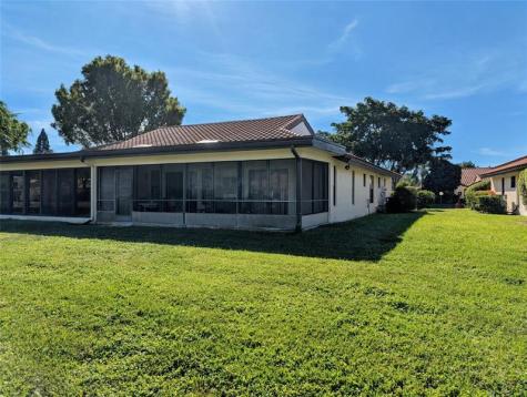 5895 Autumn Lake Lane Boynton Beach FL 33437