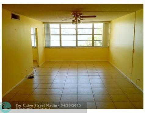 251 174 Sunny Isles Beach FL 33160