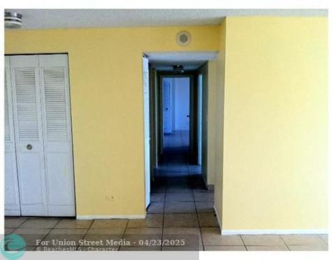 251 174 Sunny Isles Beach FL 33160