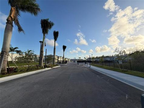 1136 SE 2 Terrace Florida City FL 33034