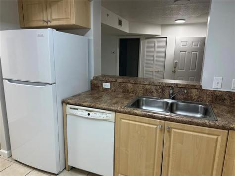 529 E Sheridan Dania Beach FL 33004