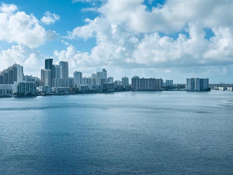19195 NE 36th Court Aventura FL 33180