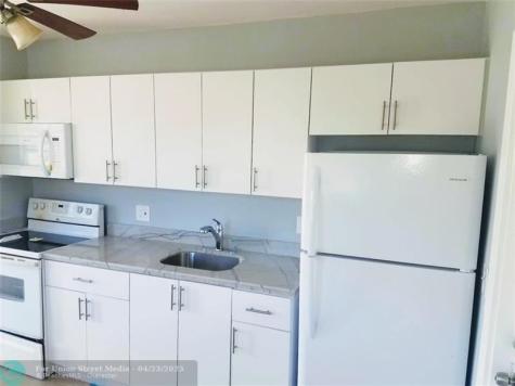 109 NW 3rd Avenue Hallandale Beach FL 33009