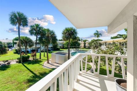 2755 NE 28th Avenue Lighthouse Point FL 33064