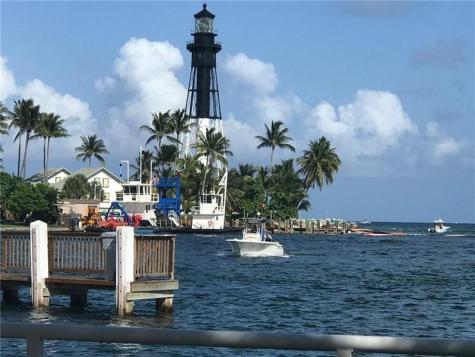 2755 NE 28th Avenue Lighthouse Point FL 33064