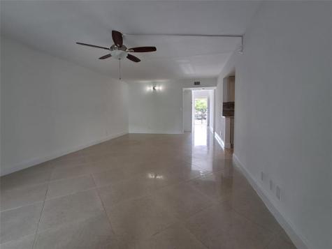 8763 Shadow Wood Boulevard Coral Springs FL 33071