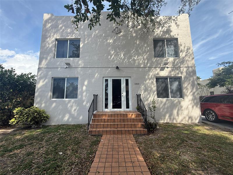1853 SW 17th Street Miami FL 33145