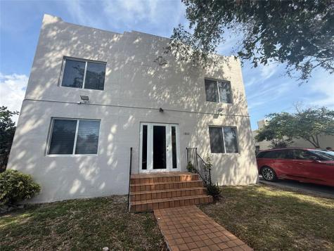 1853 SW 17th Street Miami FL 33145
