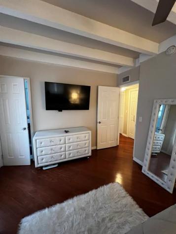 904 NE 20th Fort Lauderdale FL 33304
