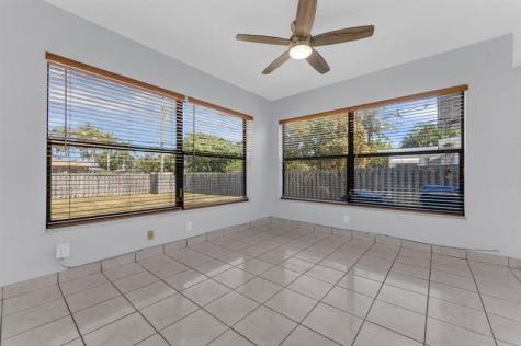 3811 Garfield Street Hollywood FL 33021