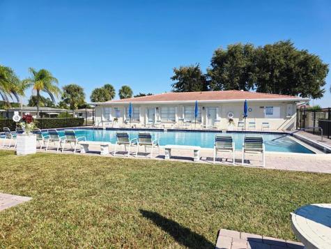 5713 NW 65th Te Tamarac FL 33321