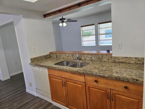 5713 NW 65th Te Tamarac FL 33321
