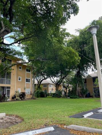 441 SE 10th Street Dania Beach FL 33004