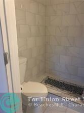 1449 N 14 Hollywood FL 33020