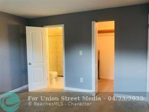 1449 N 14 Hollywood FL 33020