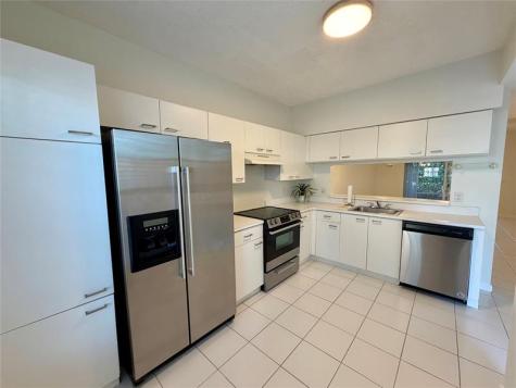 9914 NW 56th Place Coral Springs FL 33076