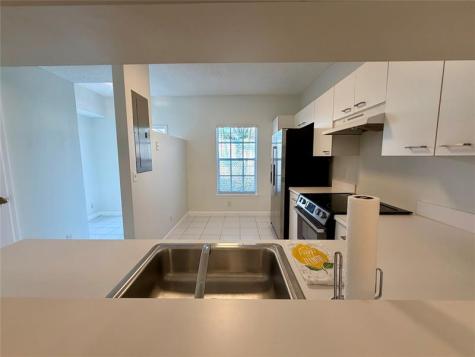9914 NW 56th Place Coral Springs FL 33076