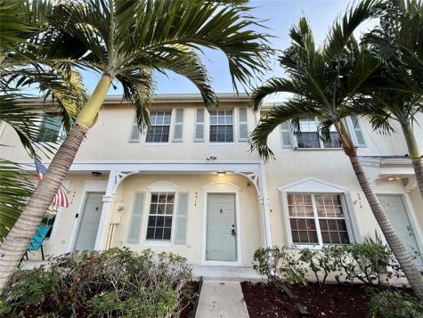 9914 NW 56th Place Coral Springs FL 33076