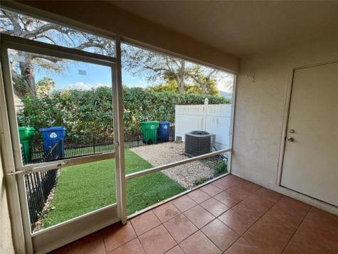9914 NW 56th Place Coral Springs FL 33076