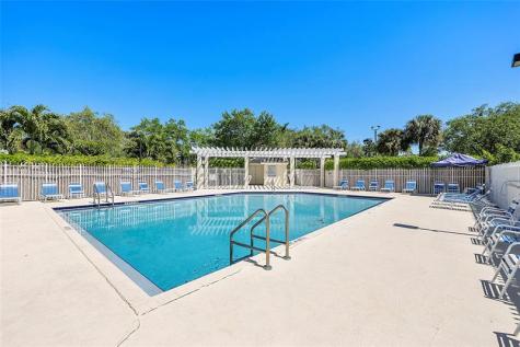 9914 NW 56th Place Coral Springs FL 33076