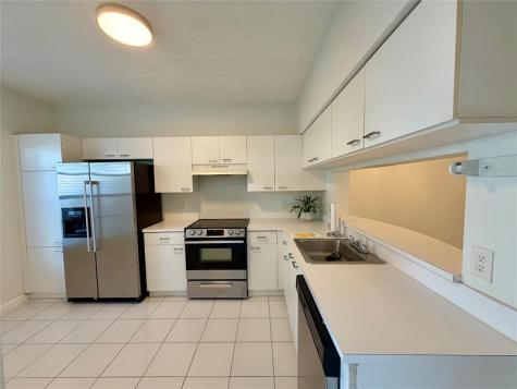 9914 NW 56th Place Coral Springs FL 33076
