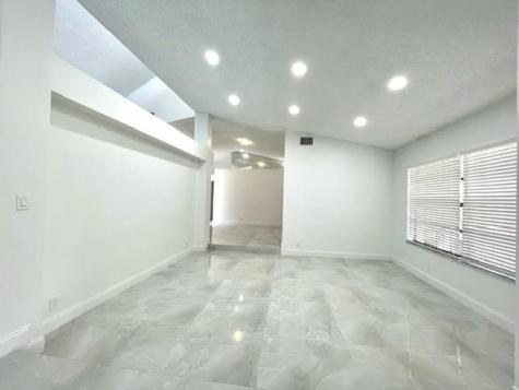 1712 NW 91st Avenue Plantation FL 33322