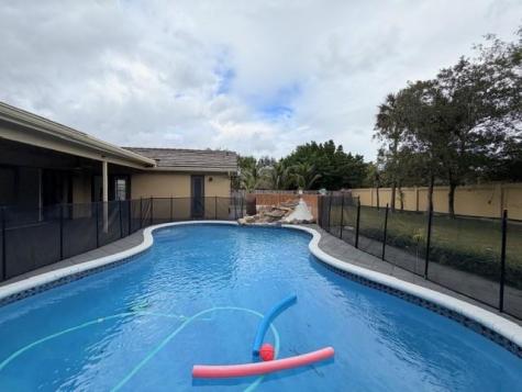 1712 NW 91st Avenue Plantation FL 33322