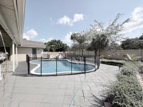 1712 NW 91st Avenue Plantation FL 33322