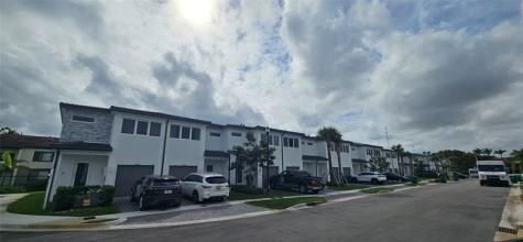 5010 SW 37th Street Pembroke Park FL 33023
