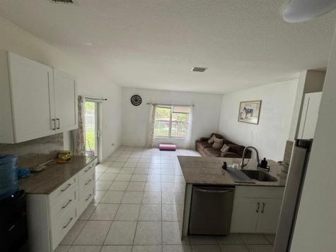 5665 NW 117th Avenue Coral Springs FL 33076