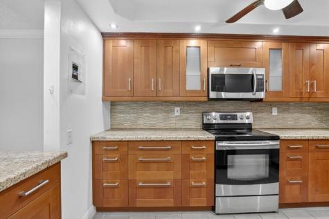 830 S Hollybrook Drive Pembroke Pines FL 33025