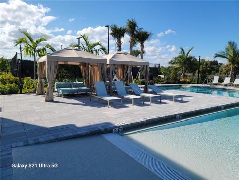 8433 Beagle Terrace Vero Beach FL 32967