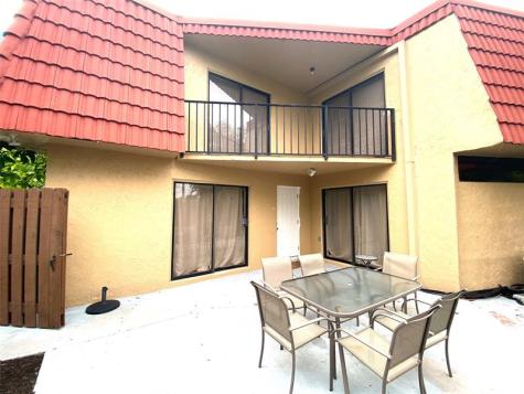 23048 Oxford Place Boca Raton FL 33433