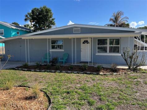 2172 NE Pelican Terrace Jensen Beach FL 34957