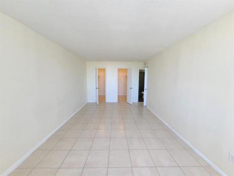496 NW 165th Street Road Miami FL 33169