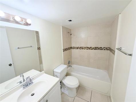 496 NW 165th Street Road Miami FL 33169