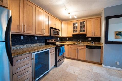 530 NE 15th Court Fort Lauderdale FL 33304