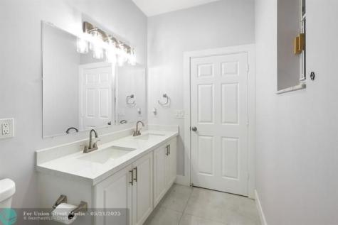 4812 NW 19th Street Coconut Creek FL 33063
