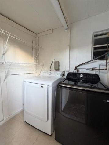 1966 NE 177 North Miami Beach FL 33162