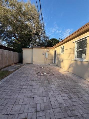1966 NE 177 North Miami Beach FL 33162