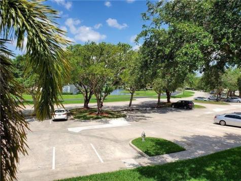 6061 Balboa Circle Boca Raton FL 33433
