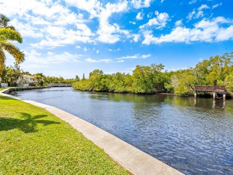 1989 NE 15th Avenue Fort Lauderdale FL 33305