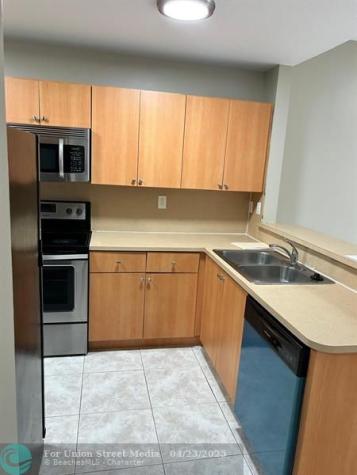 732 SW 106th Avenue Hollywood FL 33025